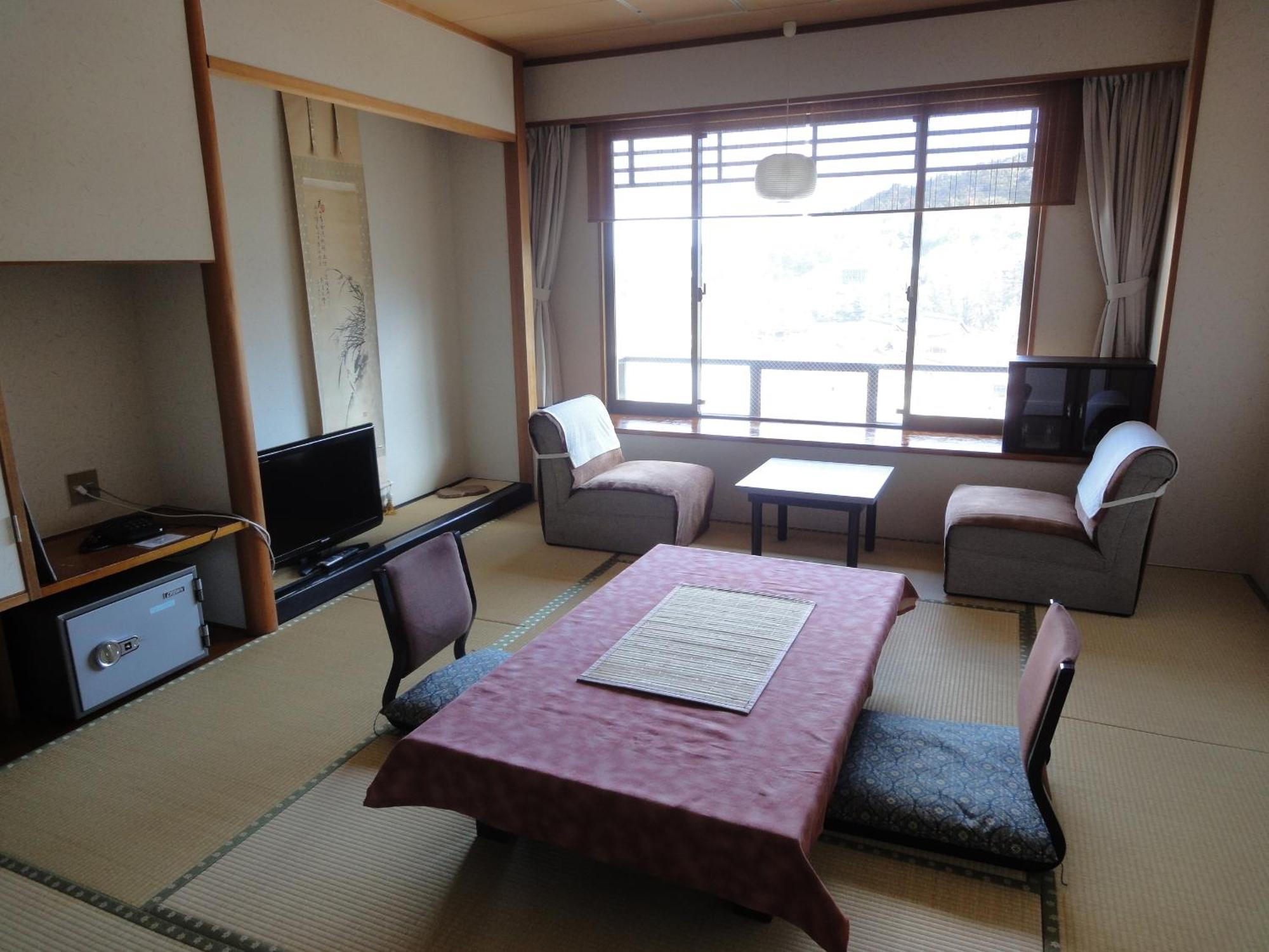 Jukeiso Hotel Hatsukaichi Ngoại thất bức ảnh
