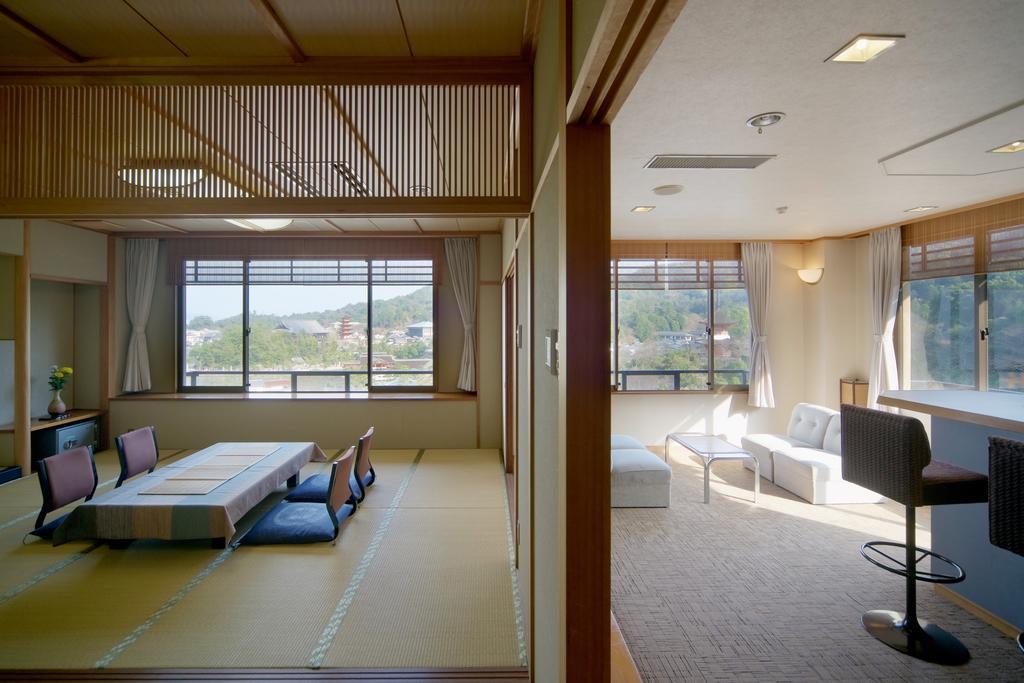 Jukeiso Hotel Hatsukaichi Ngoại thất bức ảnh