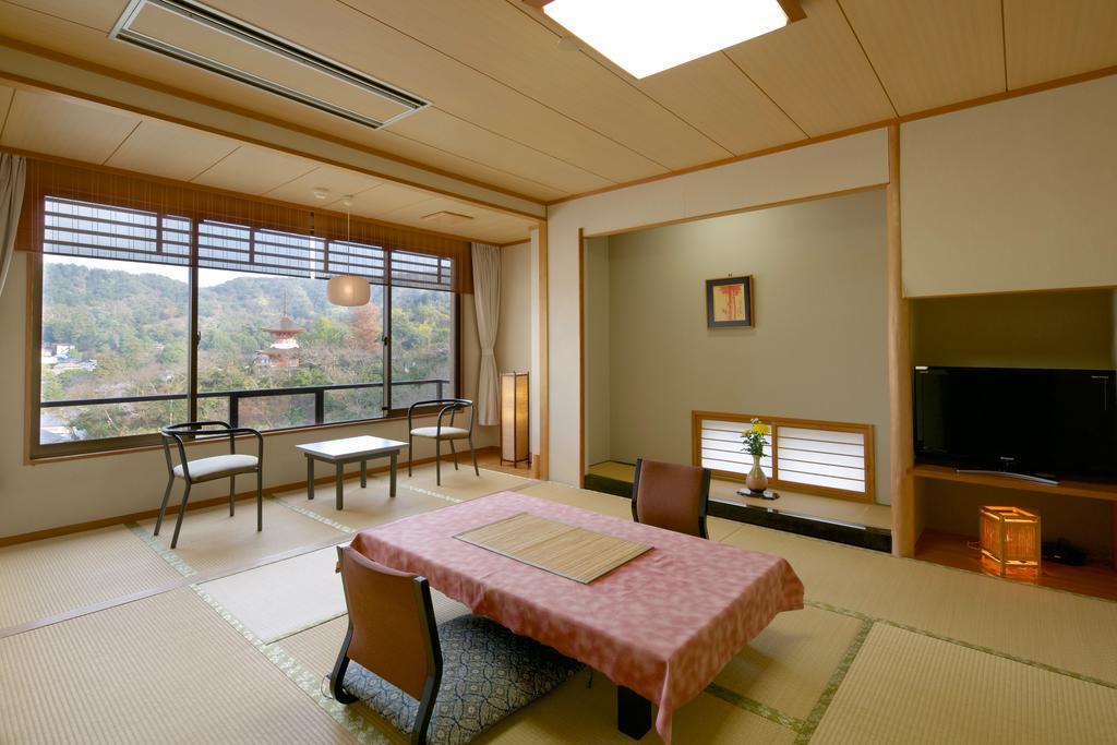 Jukeiso Hotel Hatsukaichi Ngoại thất bức ảnh